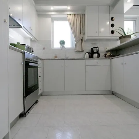 Premium, 2-bedroom Apartment! 아파트 *